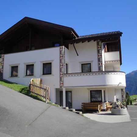 Hotel Gut Sonnbichl Ladis Exterior foto