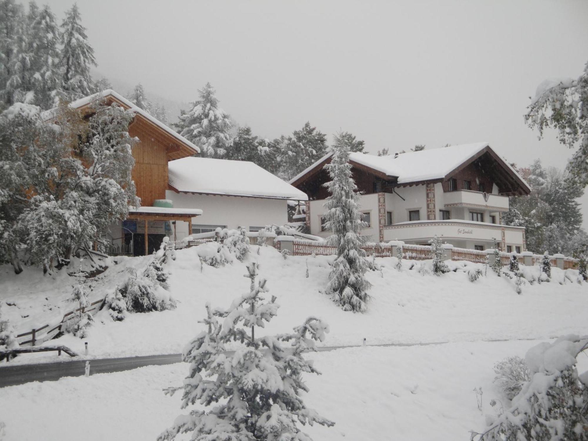 Hotel Gut Sonnbichl Ladis Exterior foto